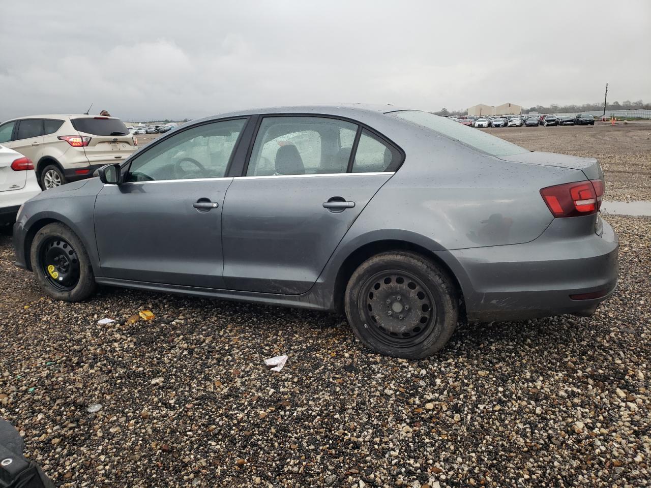 2017 Volkswagen Jetta - Image 2