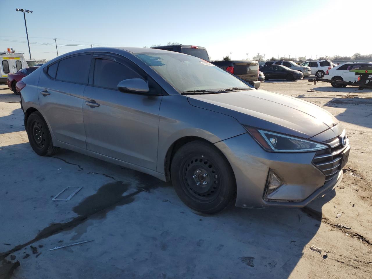 2020 Hyundai Elantra - Image 4