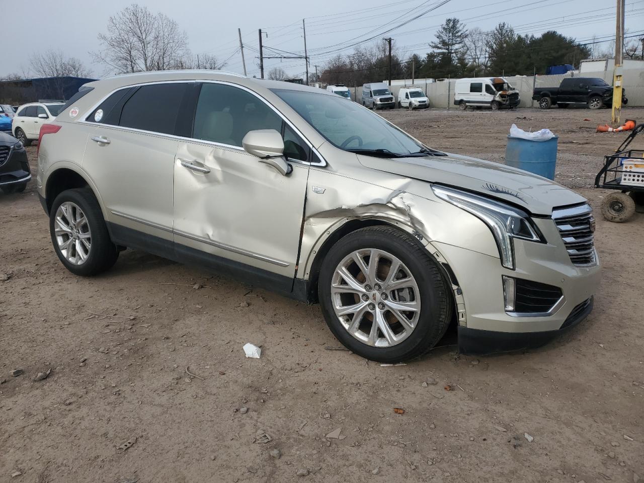 2017 Cadillac XT5 - Image 4