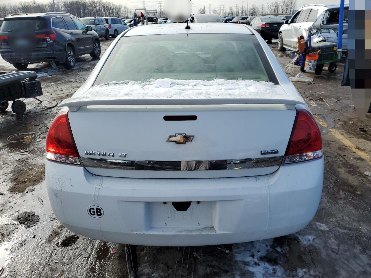 2011 Chevrolet Impala - Image 6