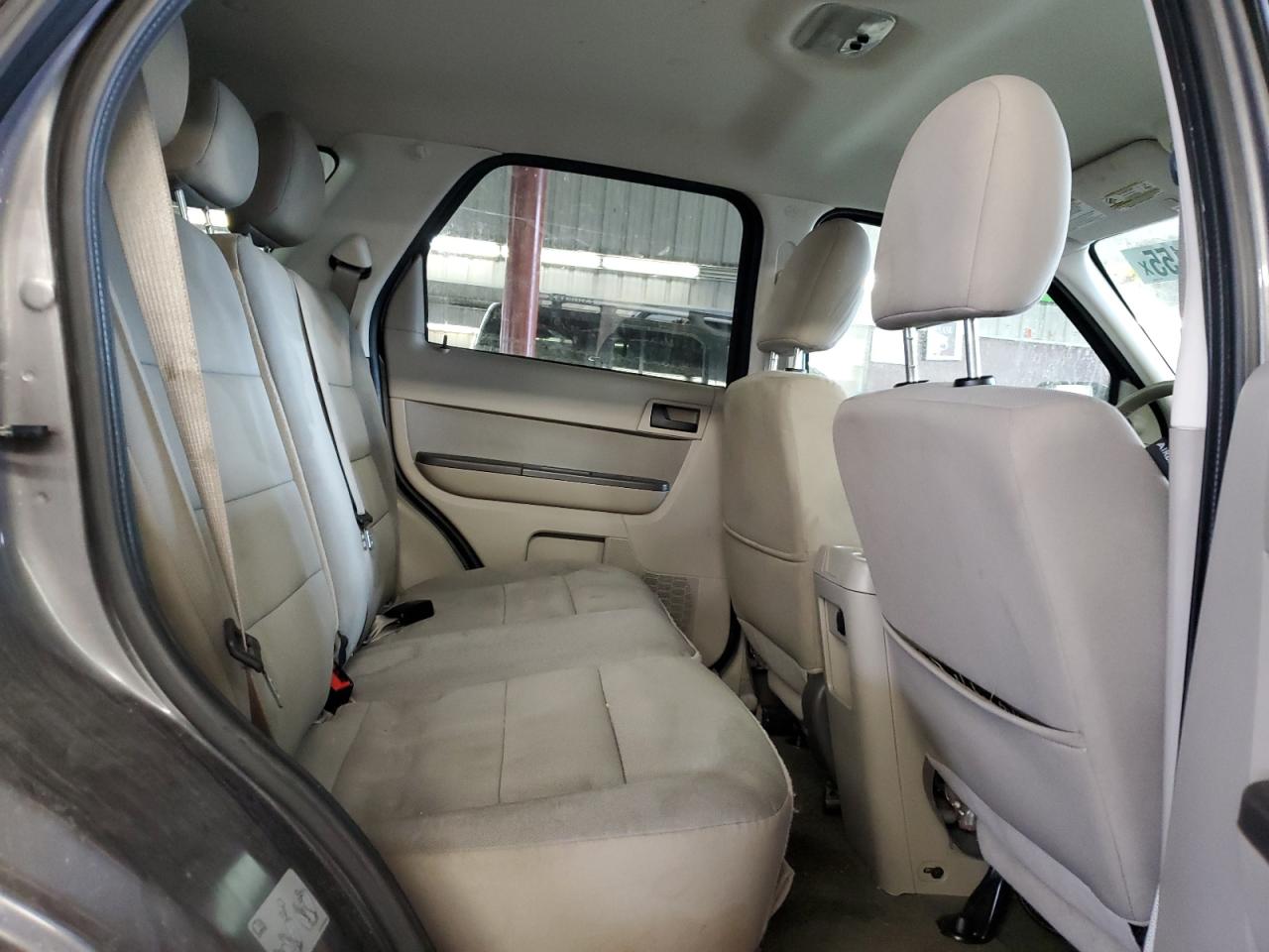 2012 Ford Escape - Image 11