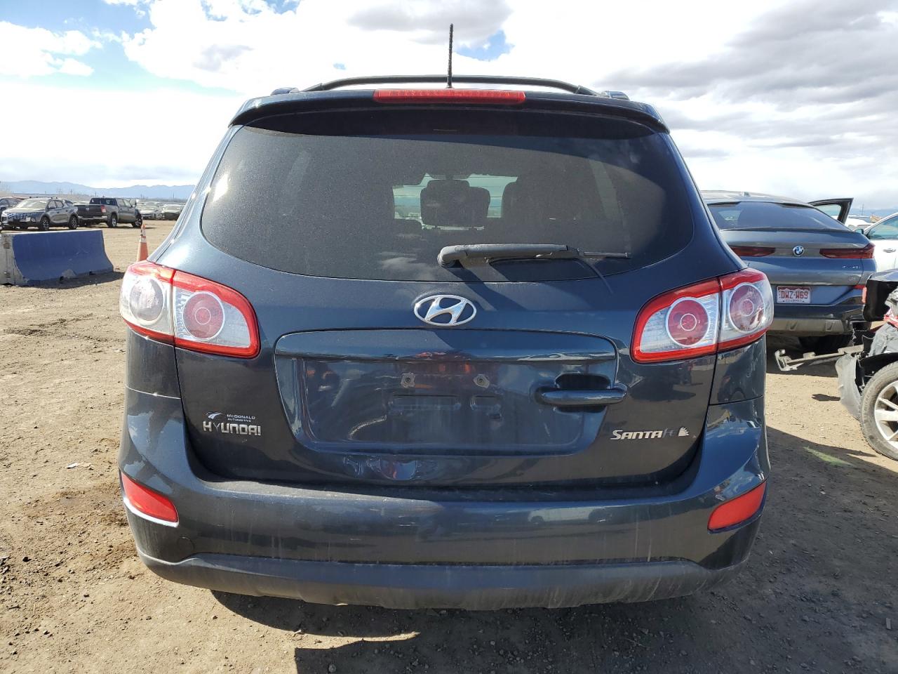 2011 Hyundai Santa Fe - Image 6