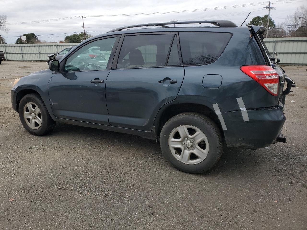 2010 Toyota RAV 4 - Image 2