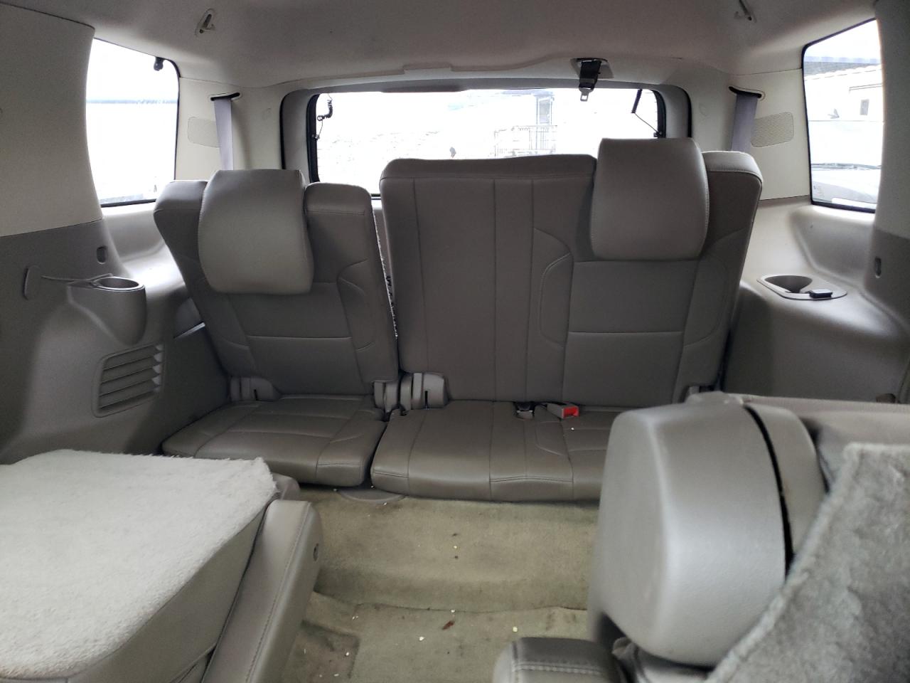 2017 GMC Yukon - Image 10