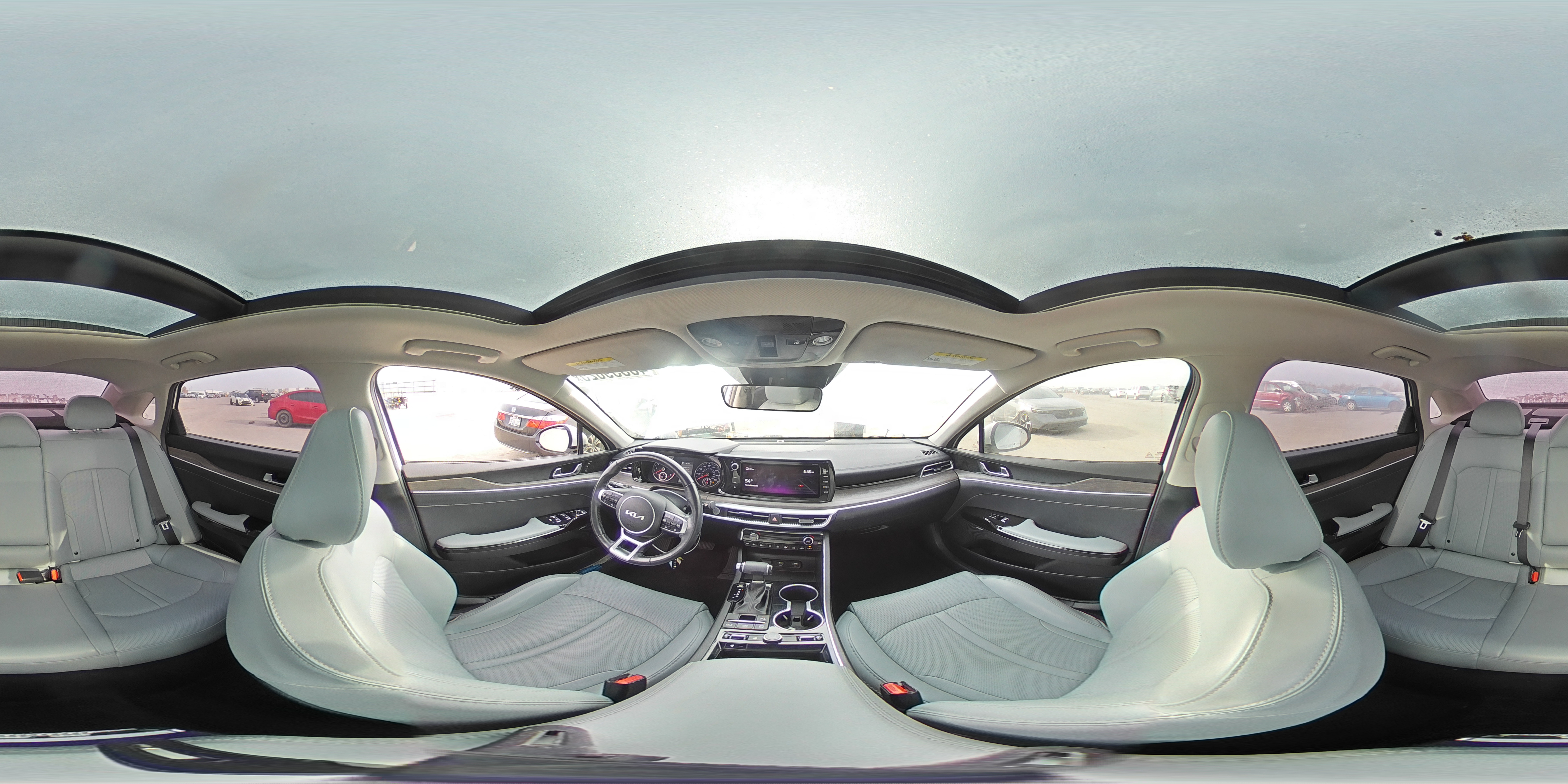 2022 Kia K5 - Image 13