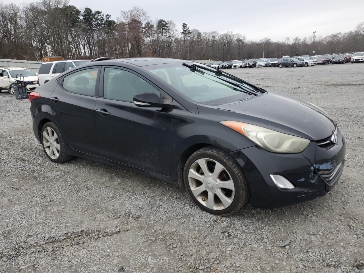 2011 Hyundai Elantra - Image 4