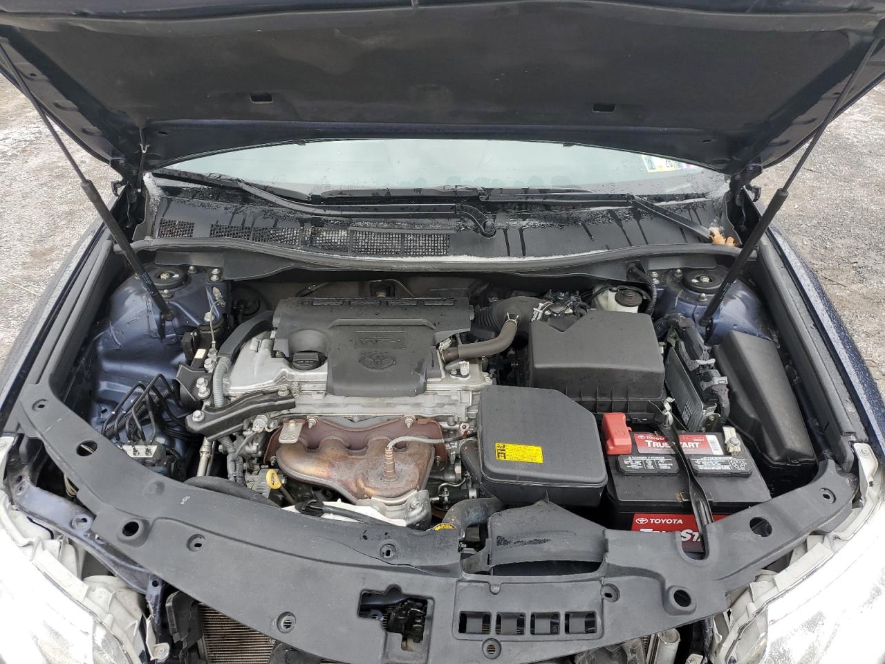 2014 Toyota Camry - Image 11