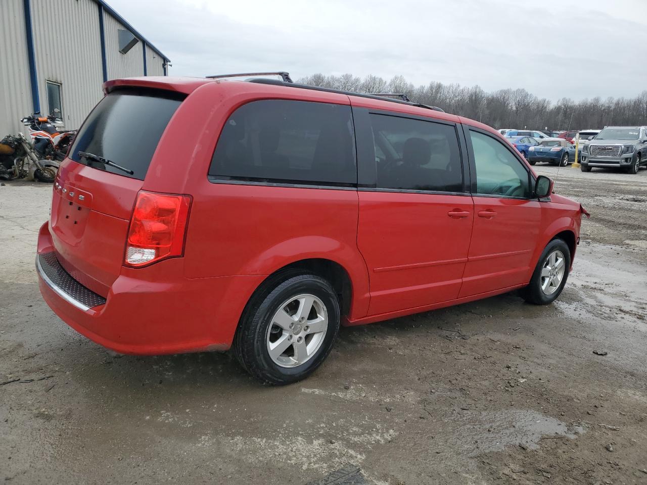 2012 Dodge Caravan - Image 3