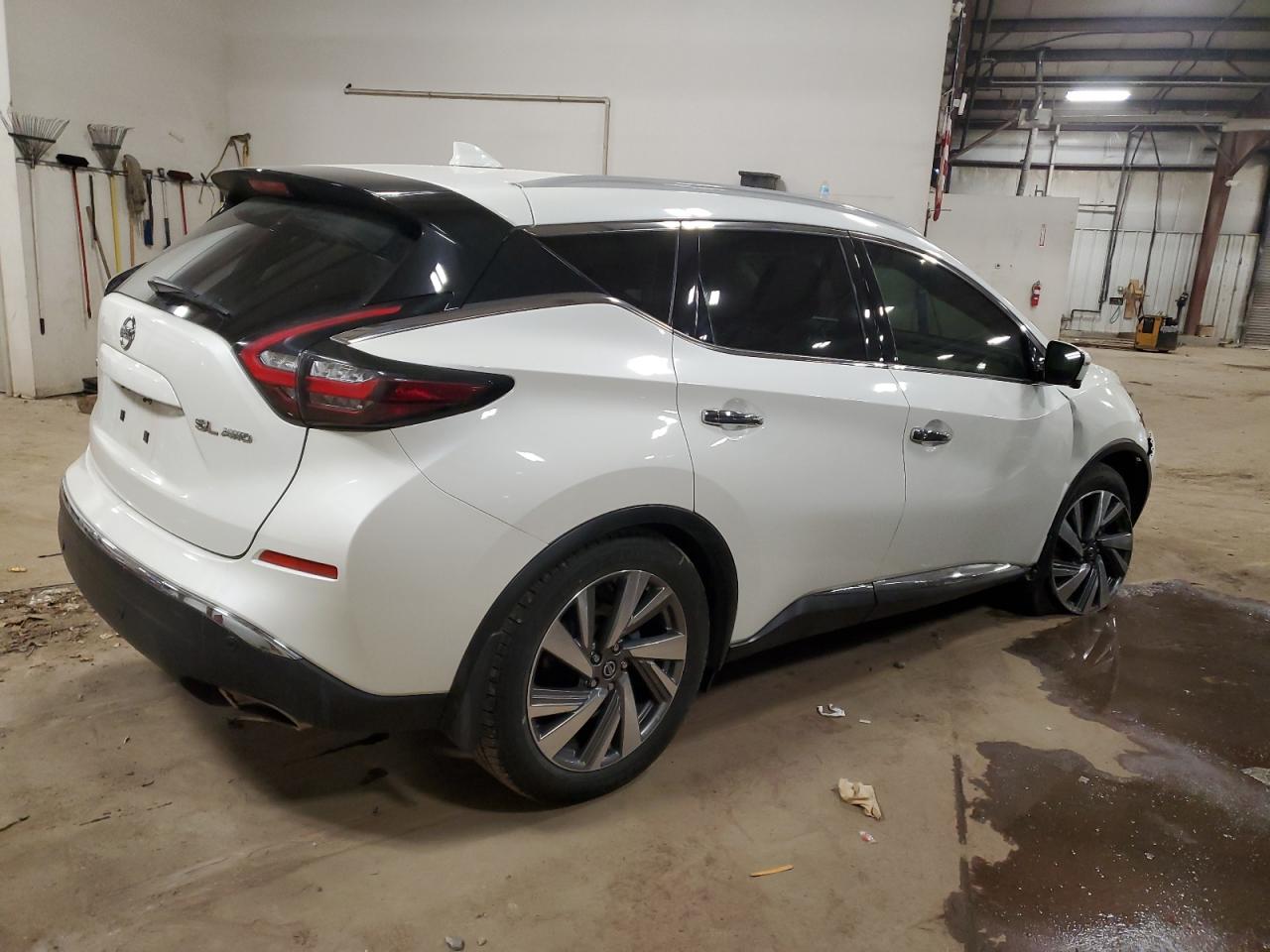 2019 Nissan Murano - Image 3