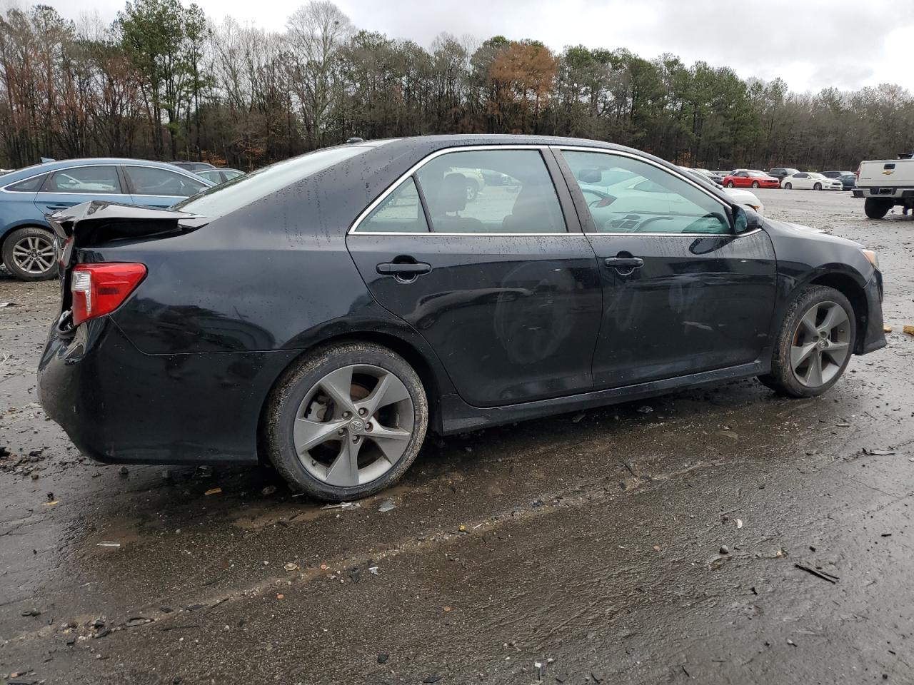 2013 Toyota Camry - Image 3