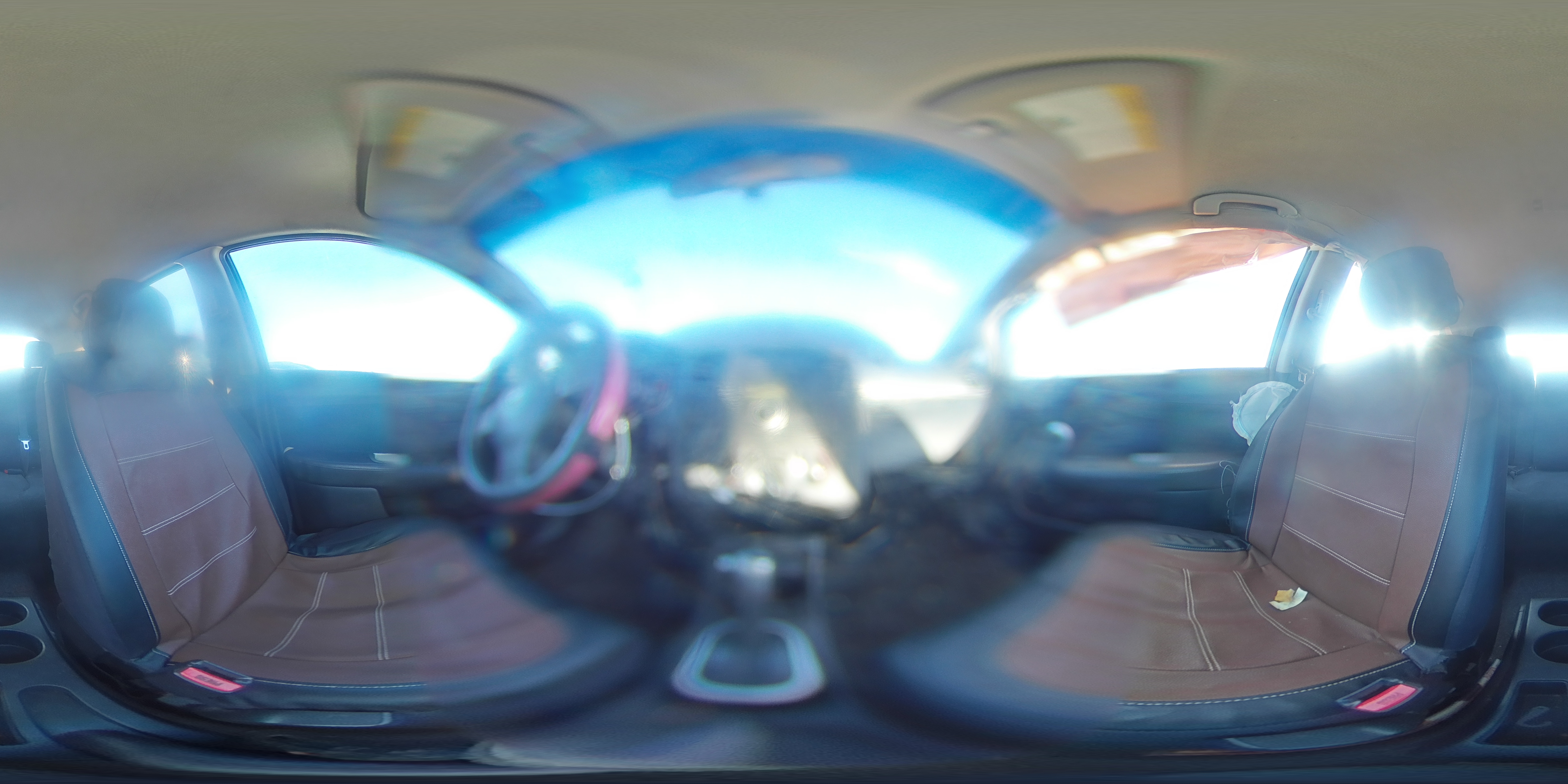 2011 Nissan Versa - Image 12