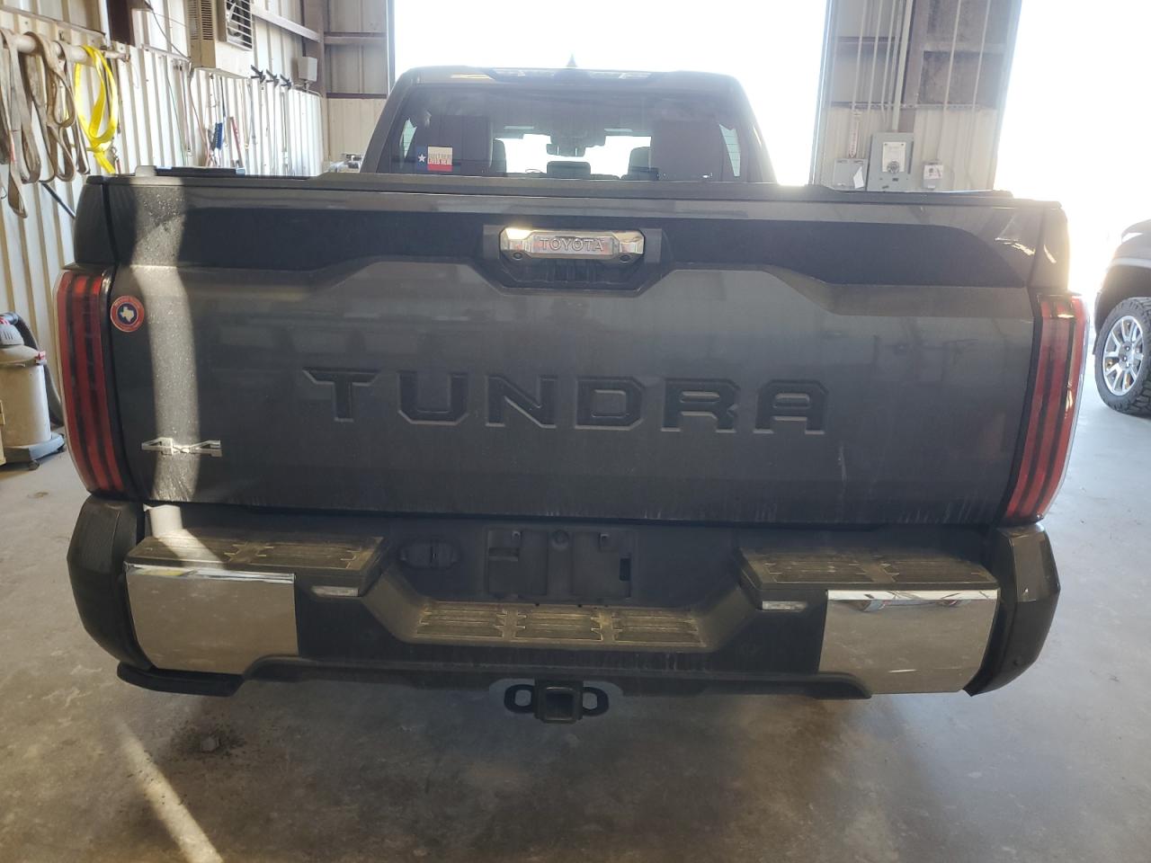 2023 Toyota Tundra - Image 6