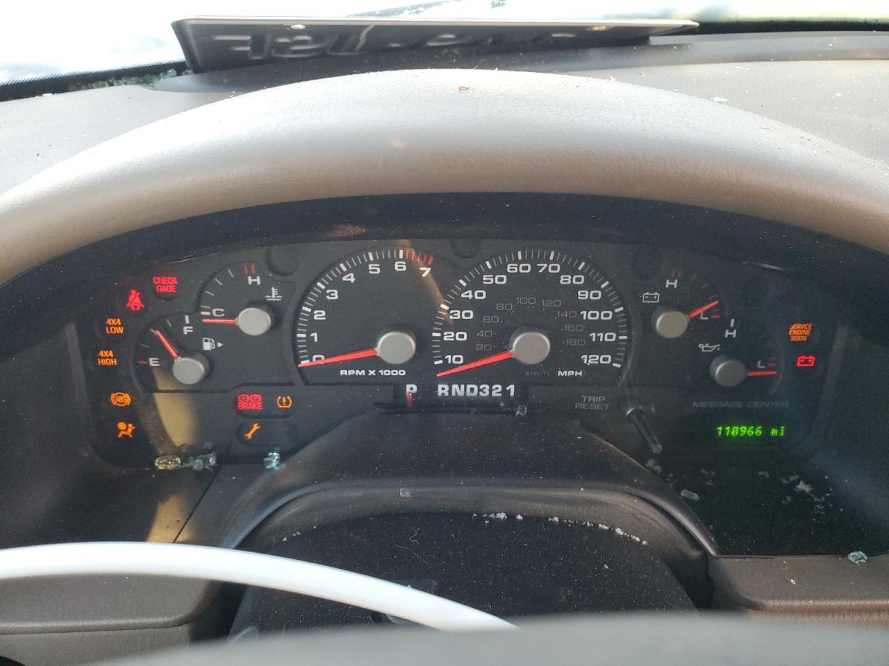 2005 Ford Explorer - Image 9