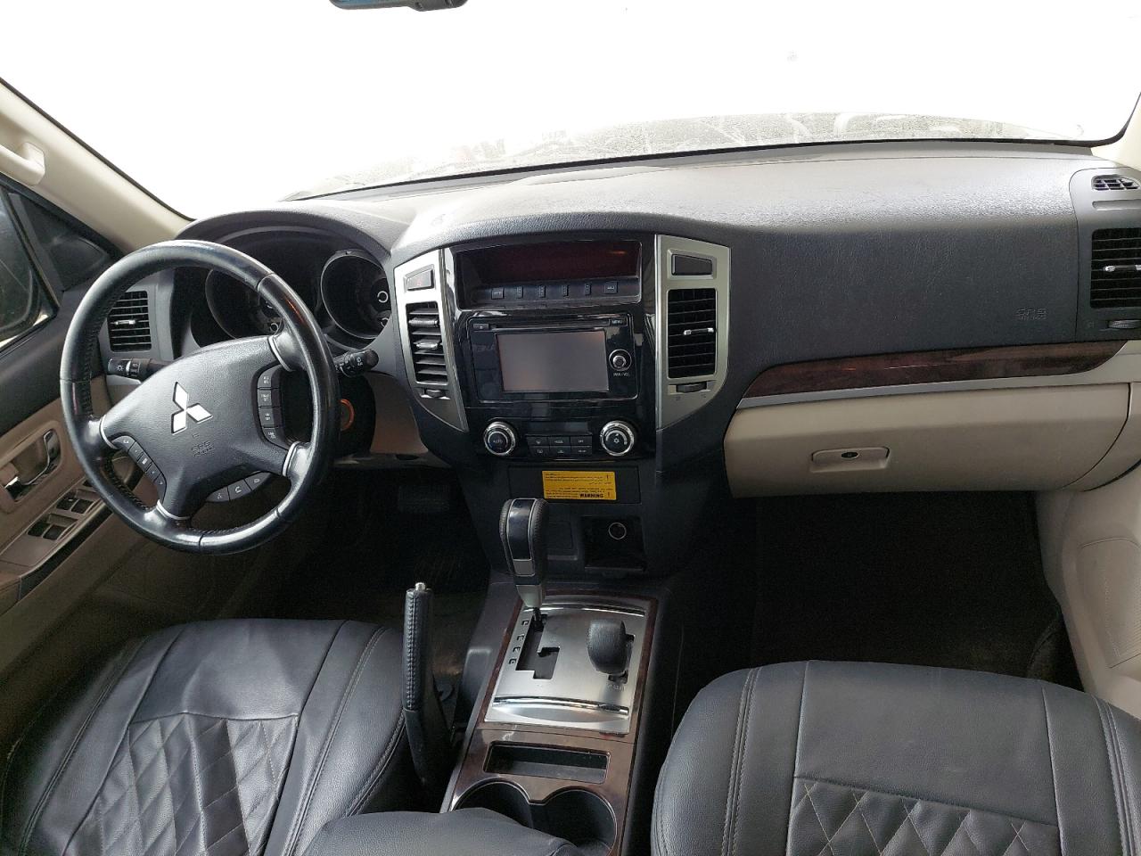 JE4MR62N7HJ708471 - 2017 Mitsubishi Pajero - #45612195