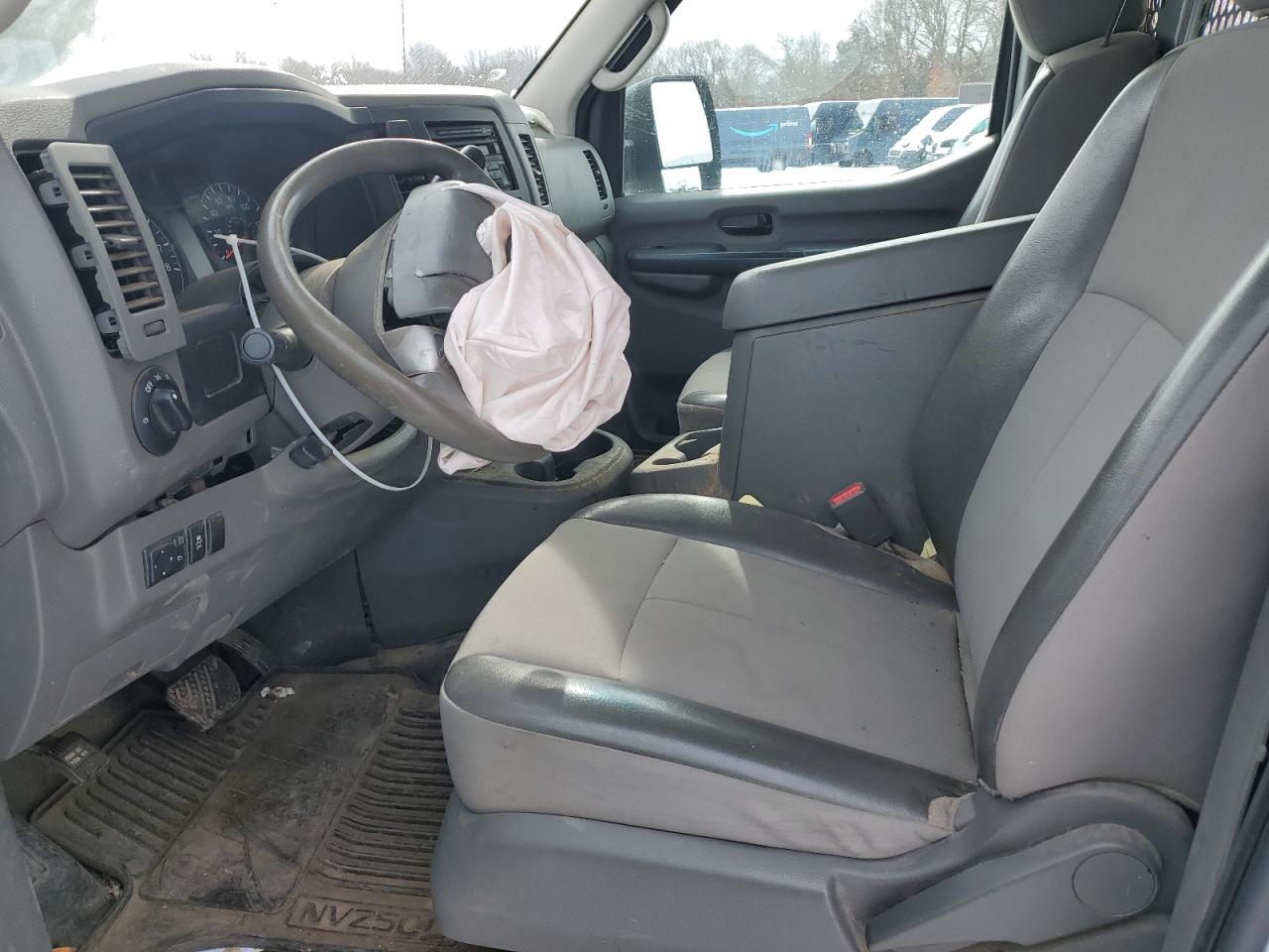 2014 Nissan NV - Image 7