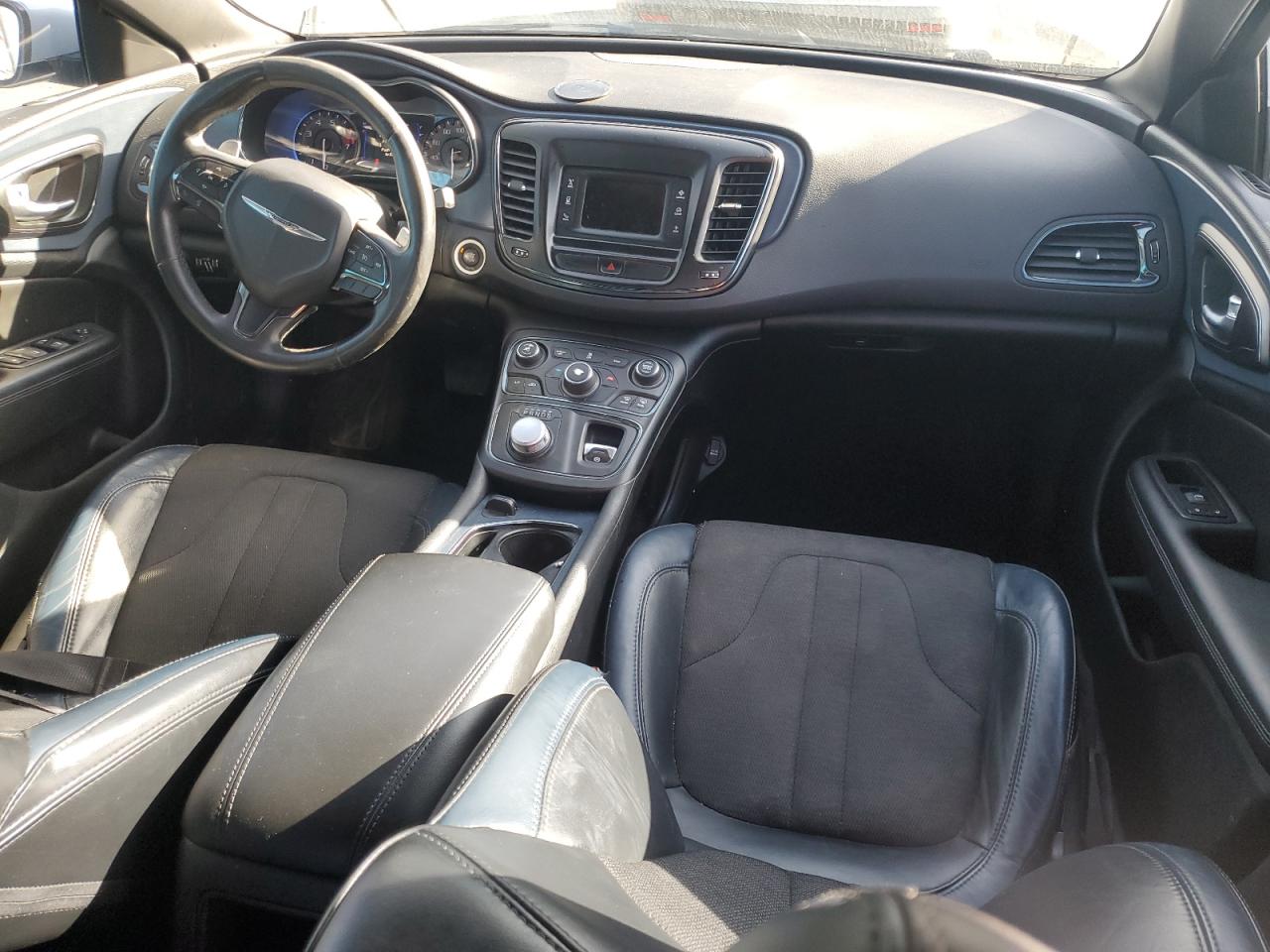 2015 Chrysler 200 - Image 8