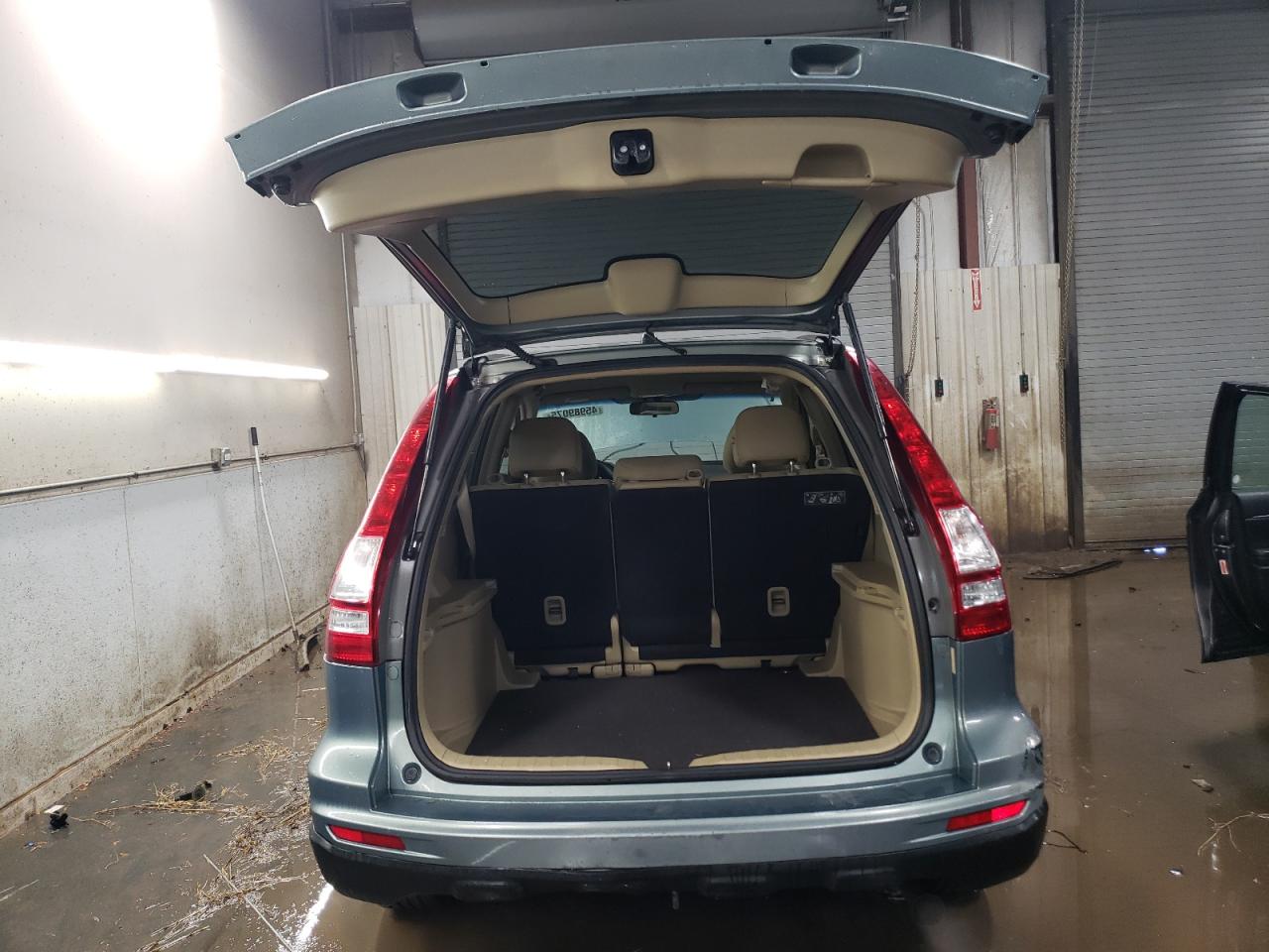 2011 Honda CR-V - Image 6