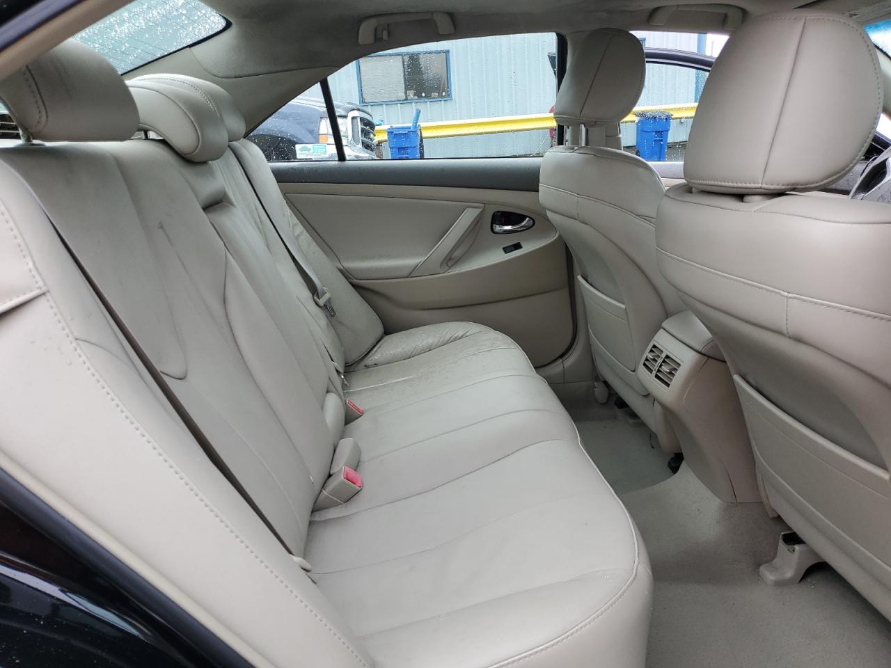 2008 Toyota Camry - Image 10