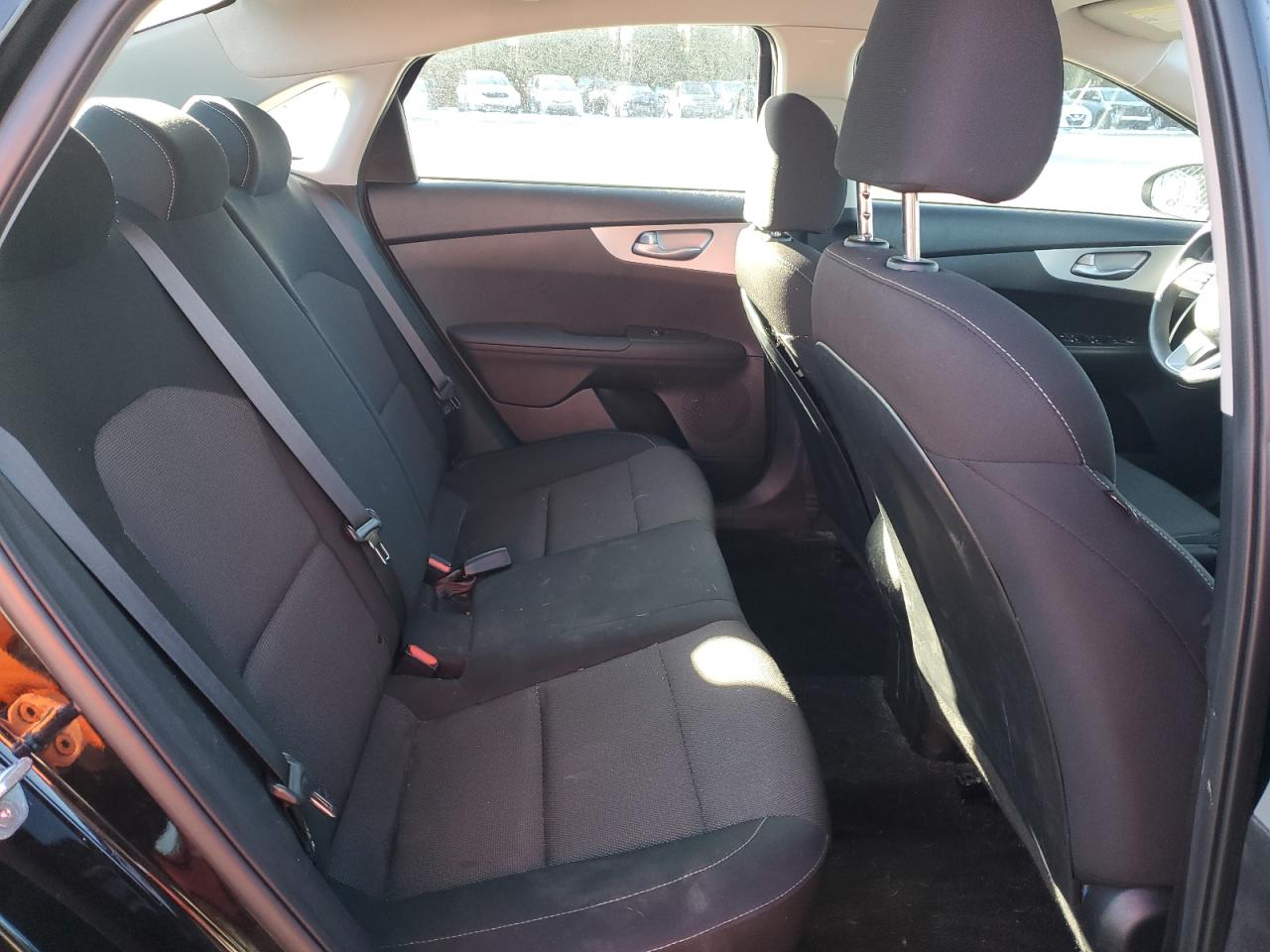 2023 Kia Forte - Image 11