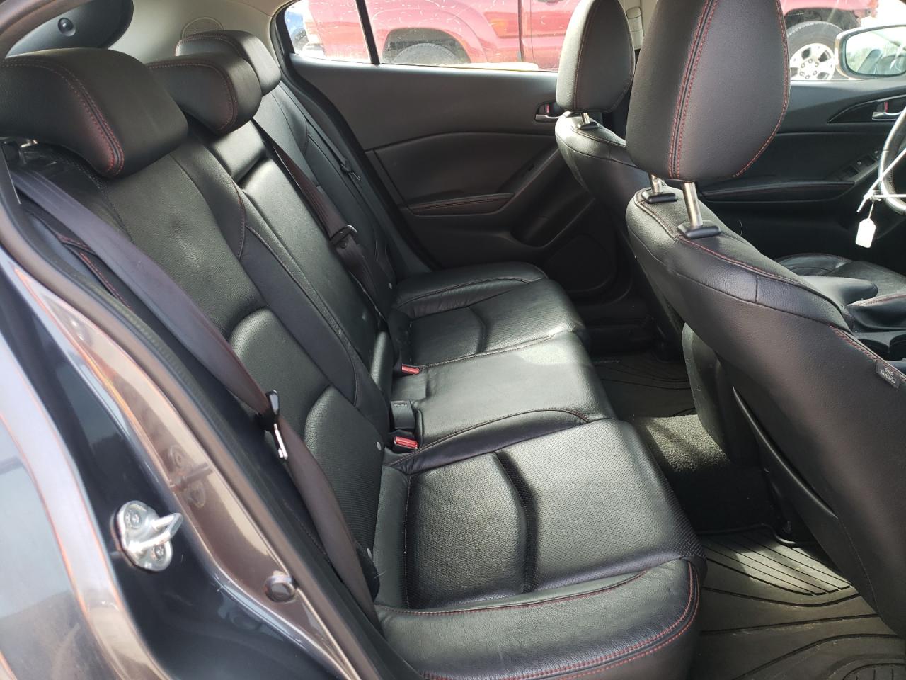 2014 Mazda 3 - Image 10