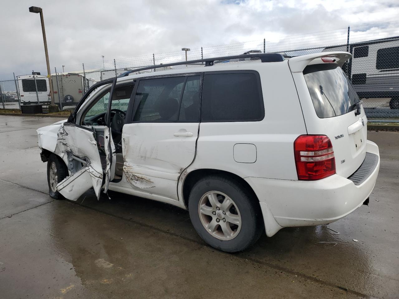 2001 Toyota Highlander - Image 2