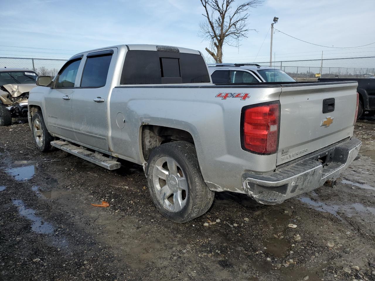2014 Chevrolet Silverado - Image 2