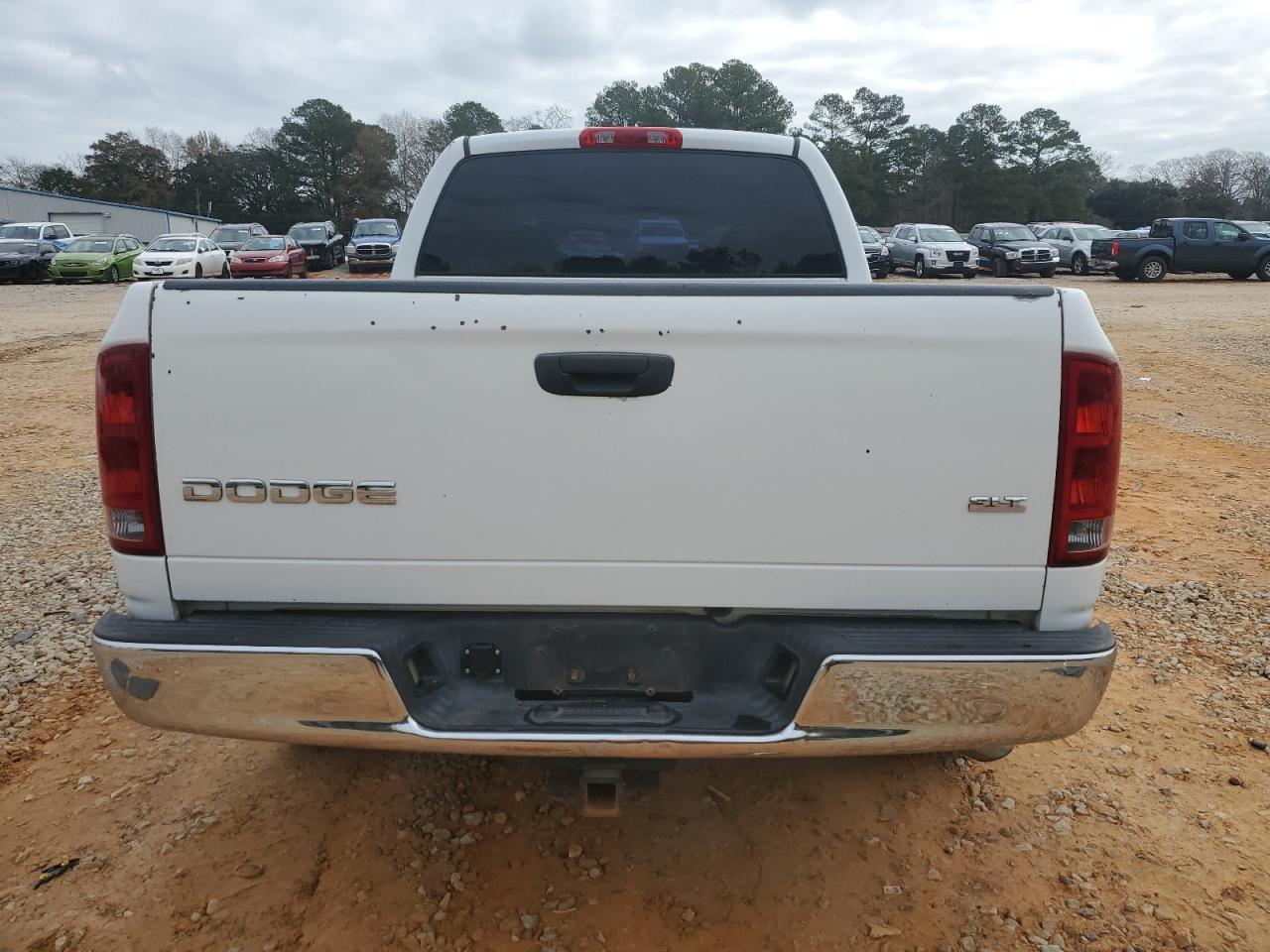 2004 Dodge Ram 1500 St VIN: 1D7HA18D84J213491 Lot: 43766235