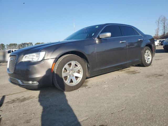 2017 Chrysler 300C Platinum