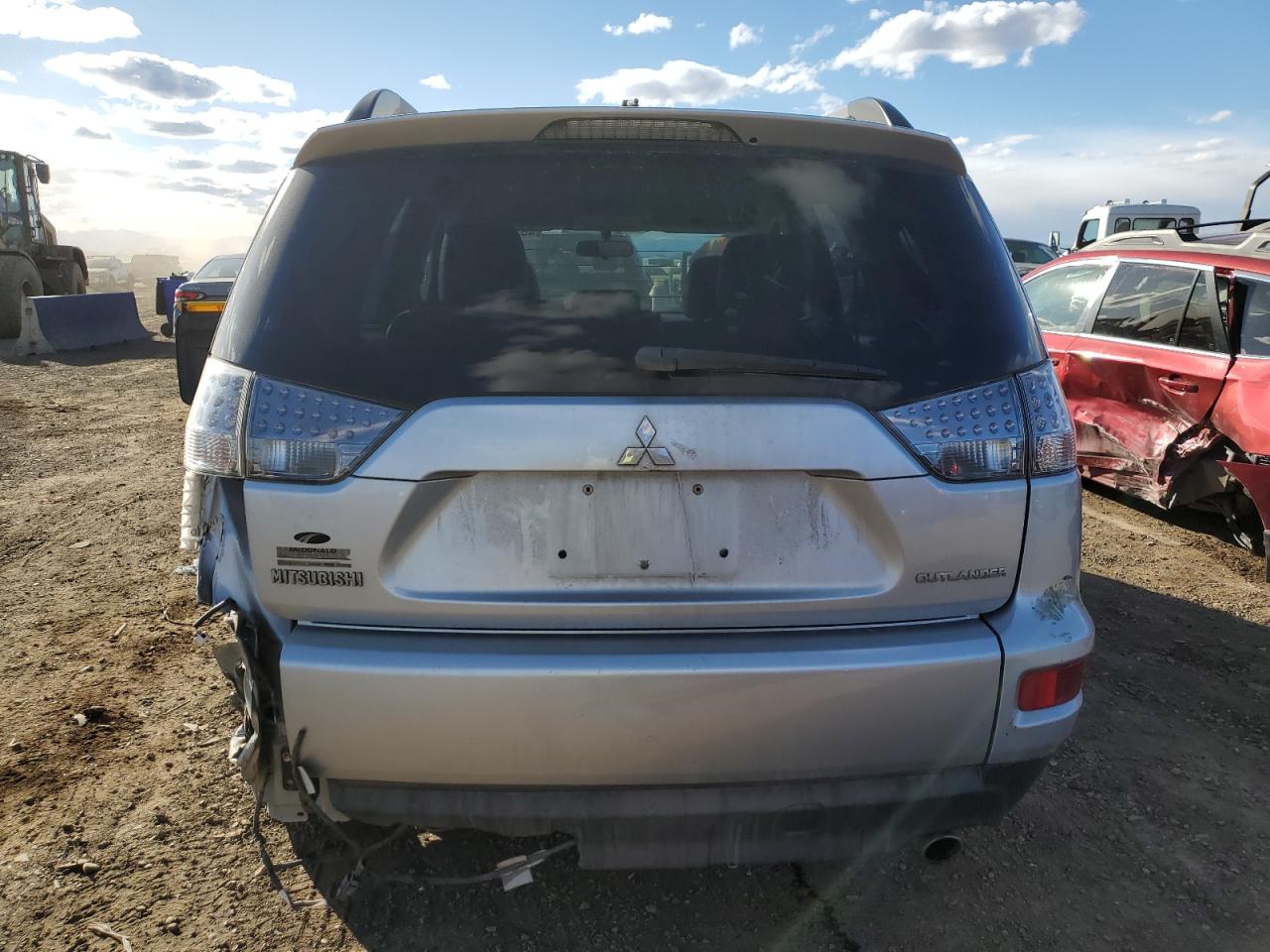 2013 Mitsubishi Outlander - Image 6