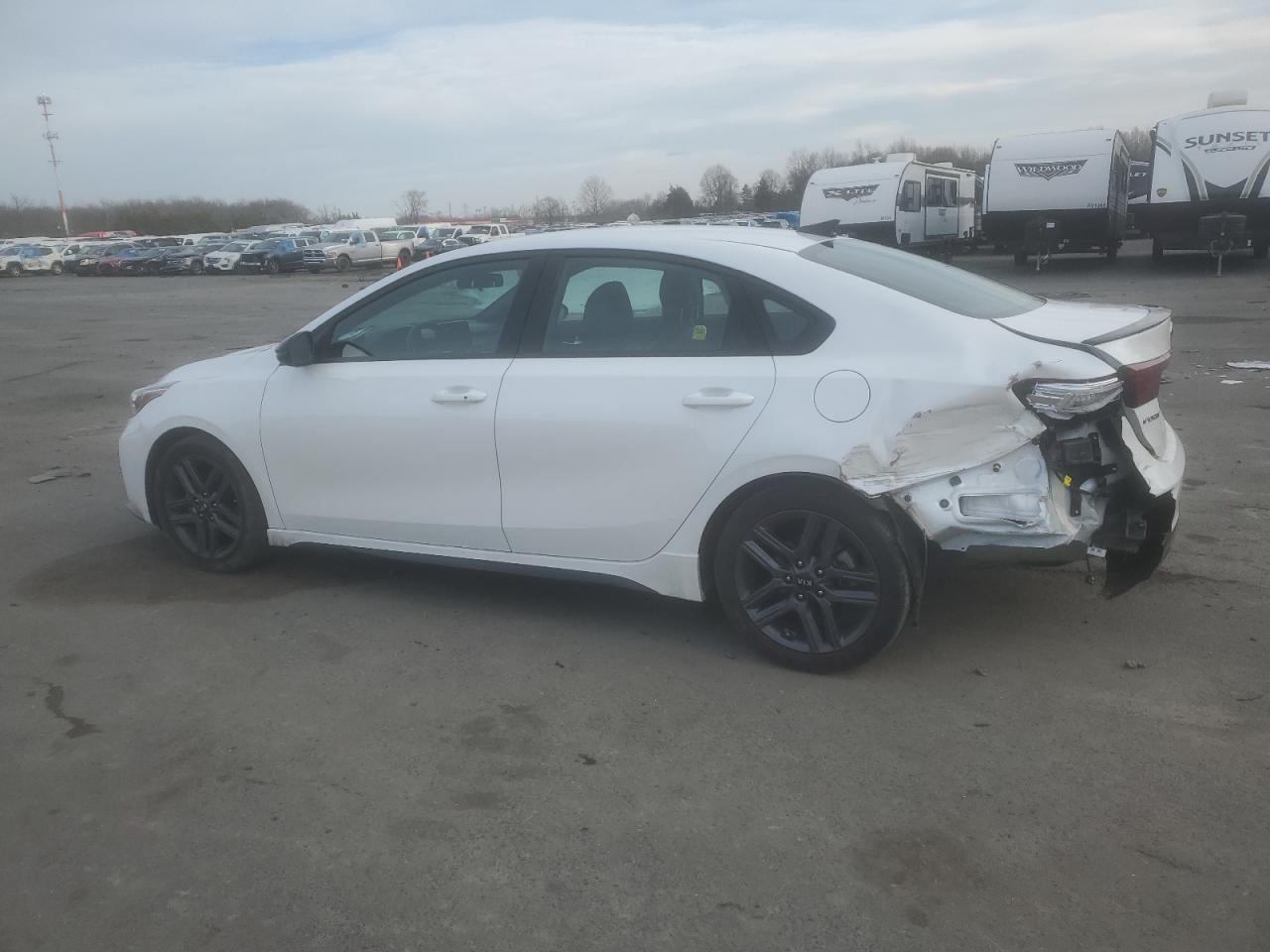 2021 Kia Forte - Image 2