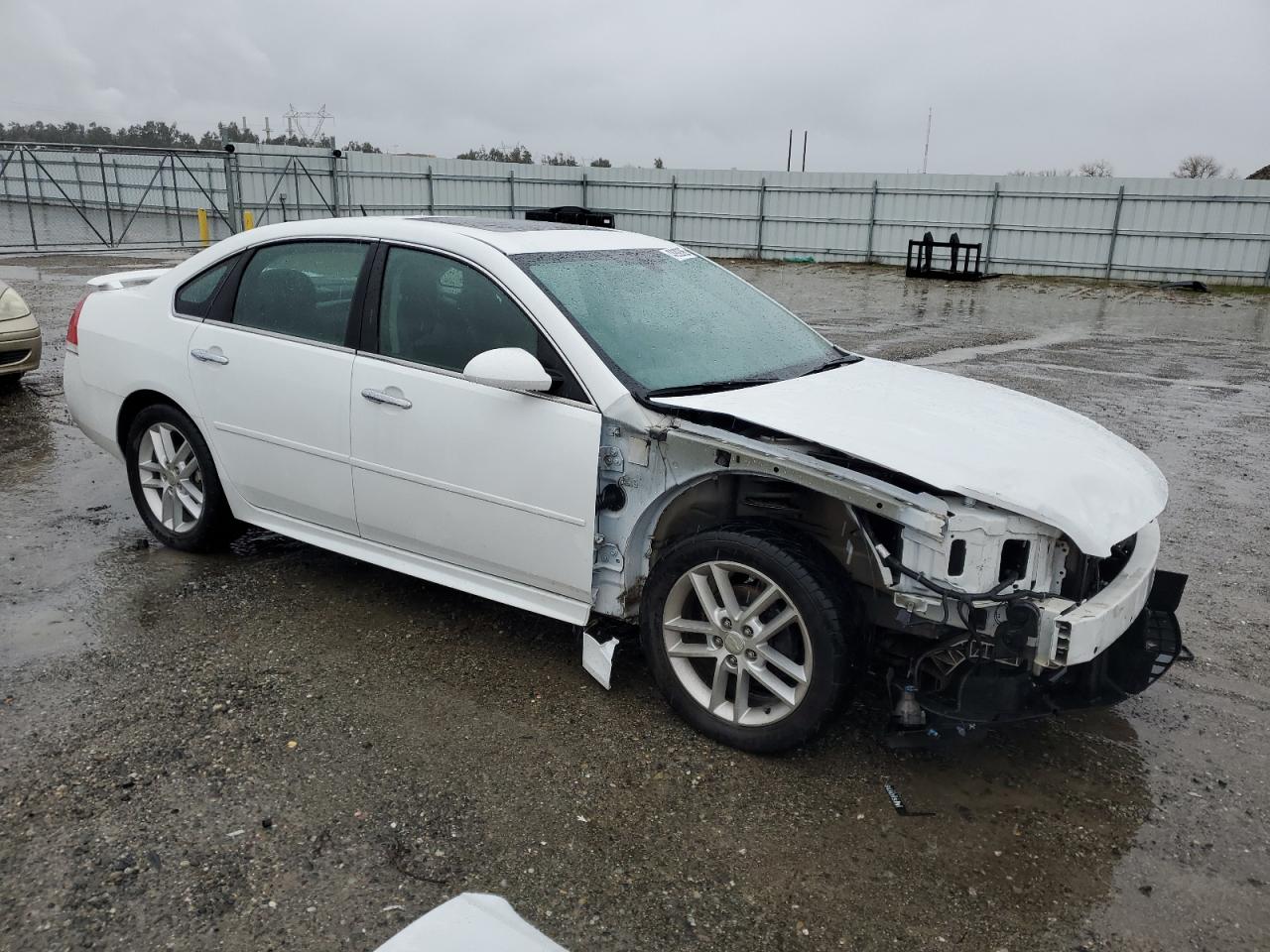 2014 Chevrolet Impala - Image 4