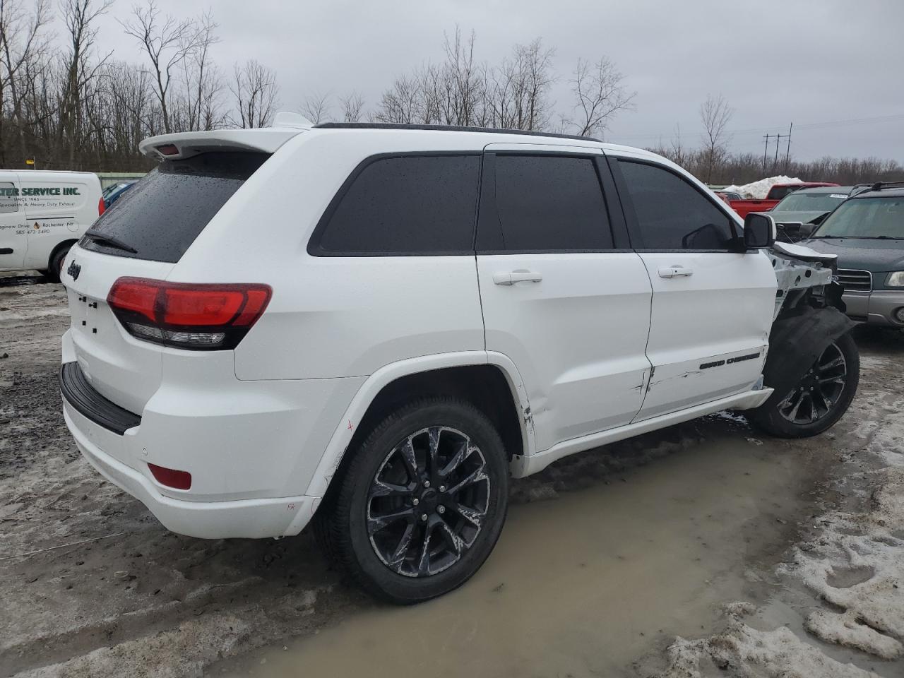 2019 Jeep Grand Cherokee - Image 3