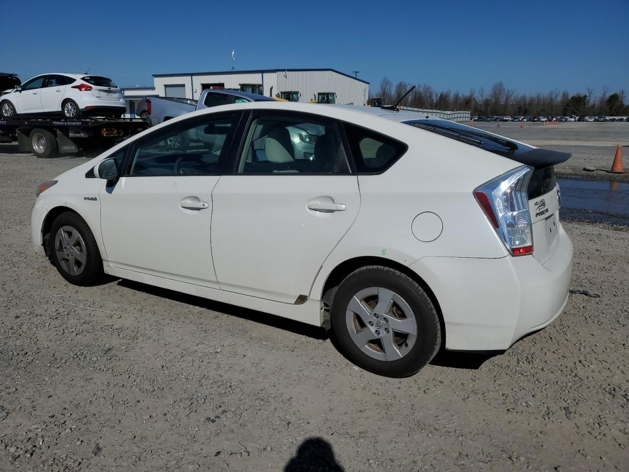 2010 Toyota Prius - Image 2