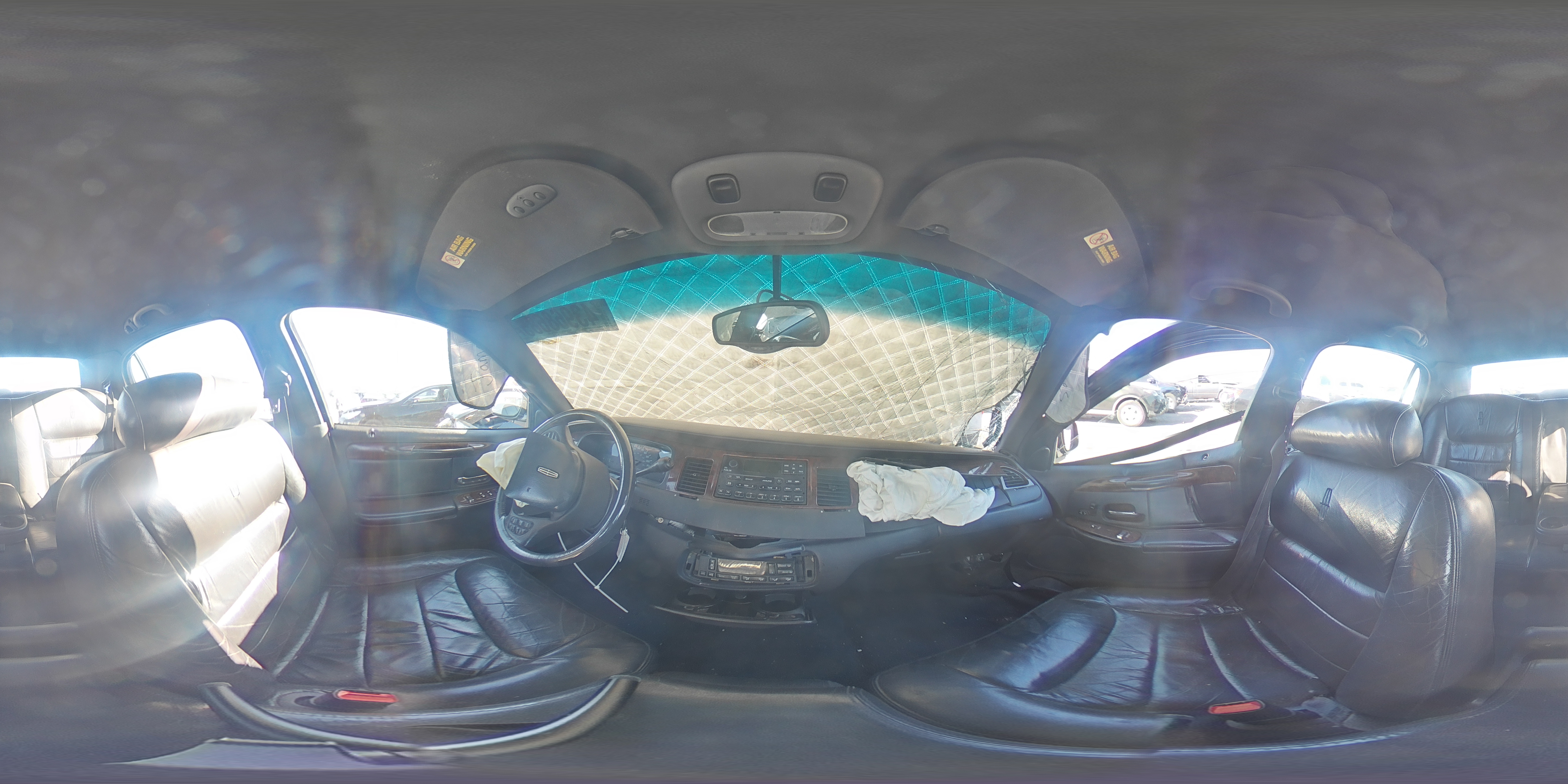 1999 Lincoln Town Car - Image 13
