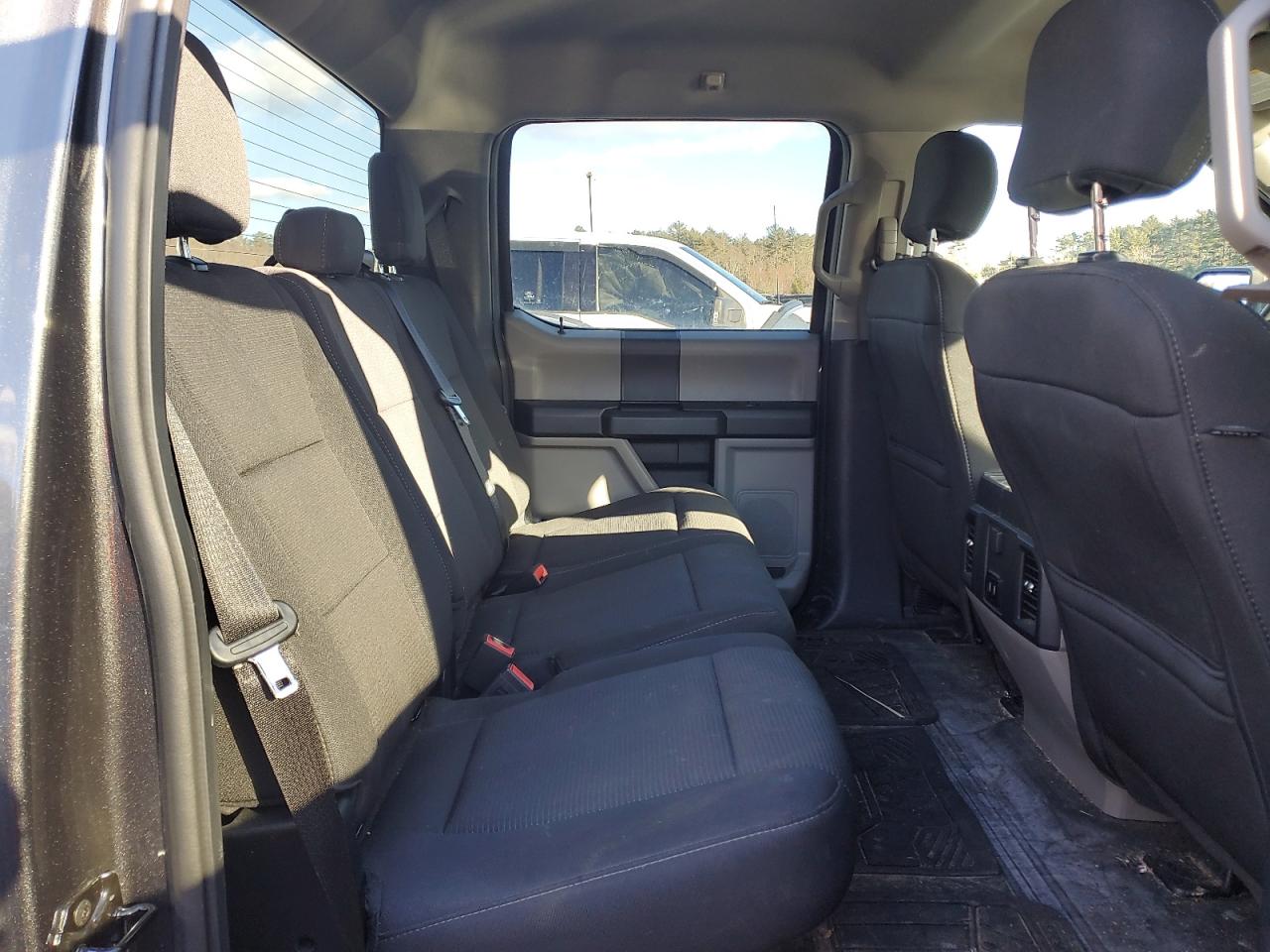 2018 Ford F-150 - Image 10