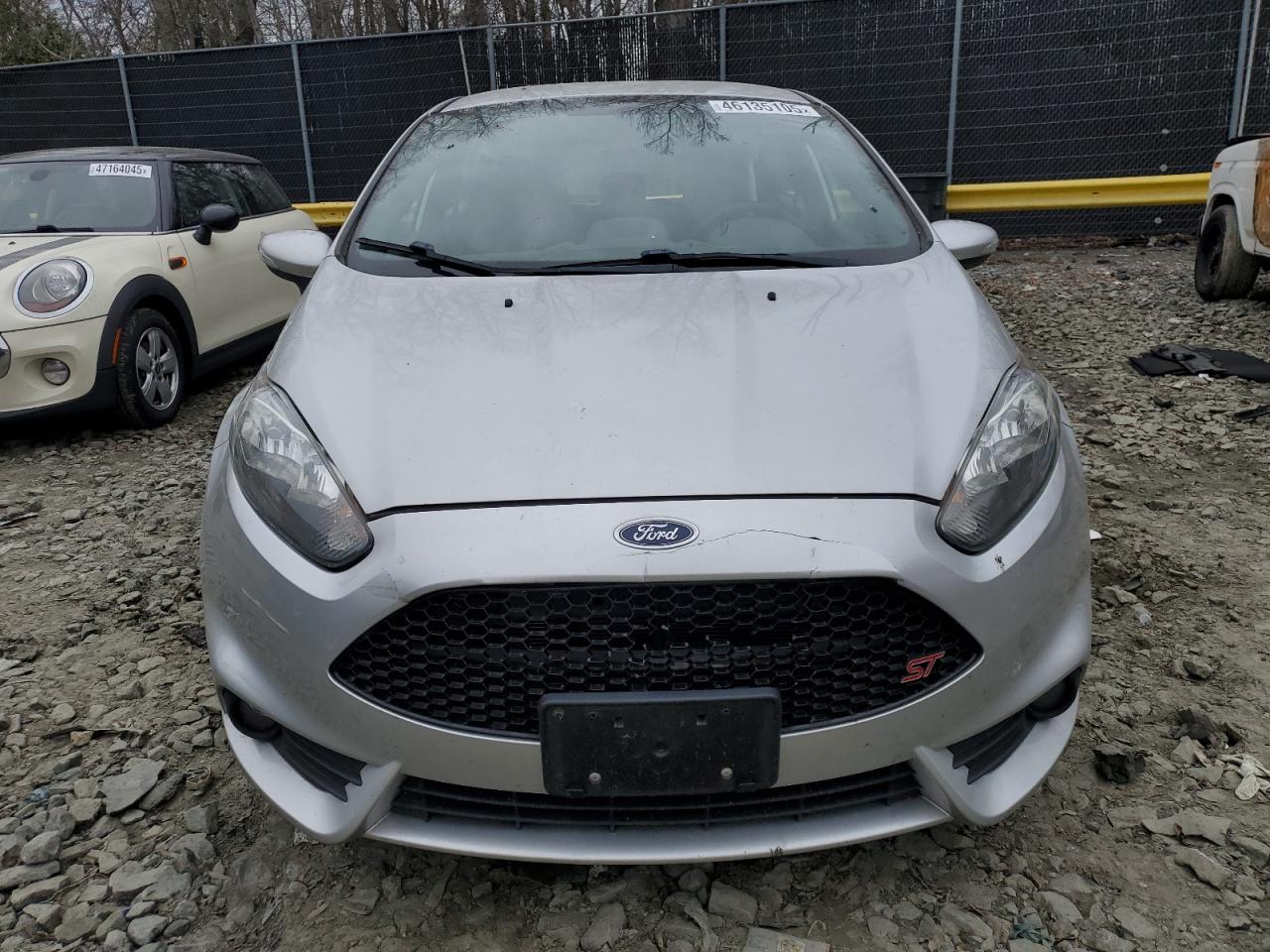 2014 Ford Fiesta - Image 5