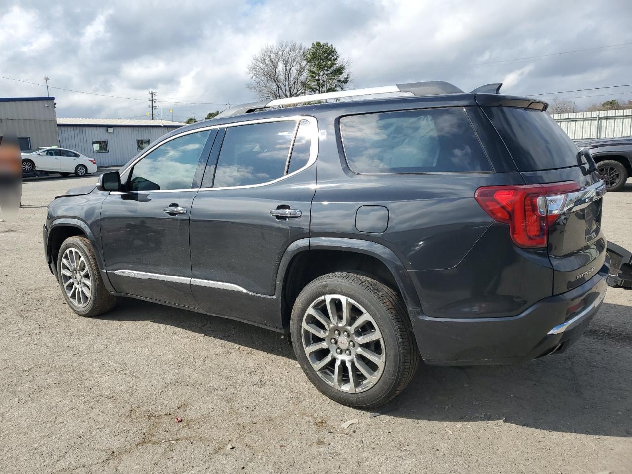 2020 GMC Acadia - Image 2