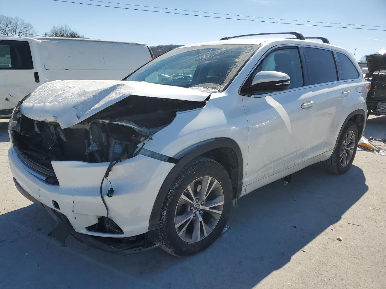 2016 Toyota Highlander - Image 1