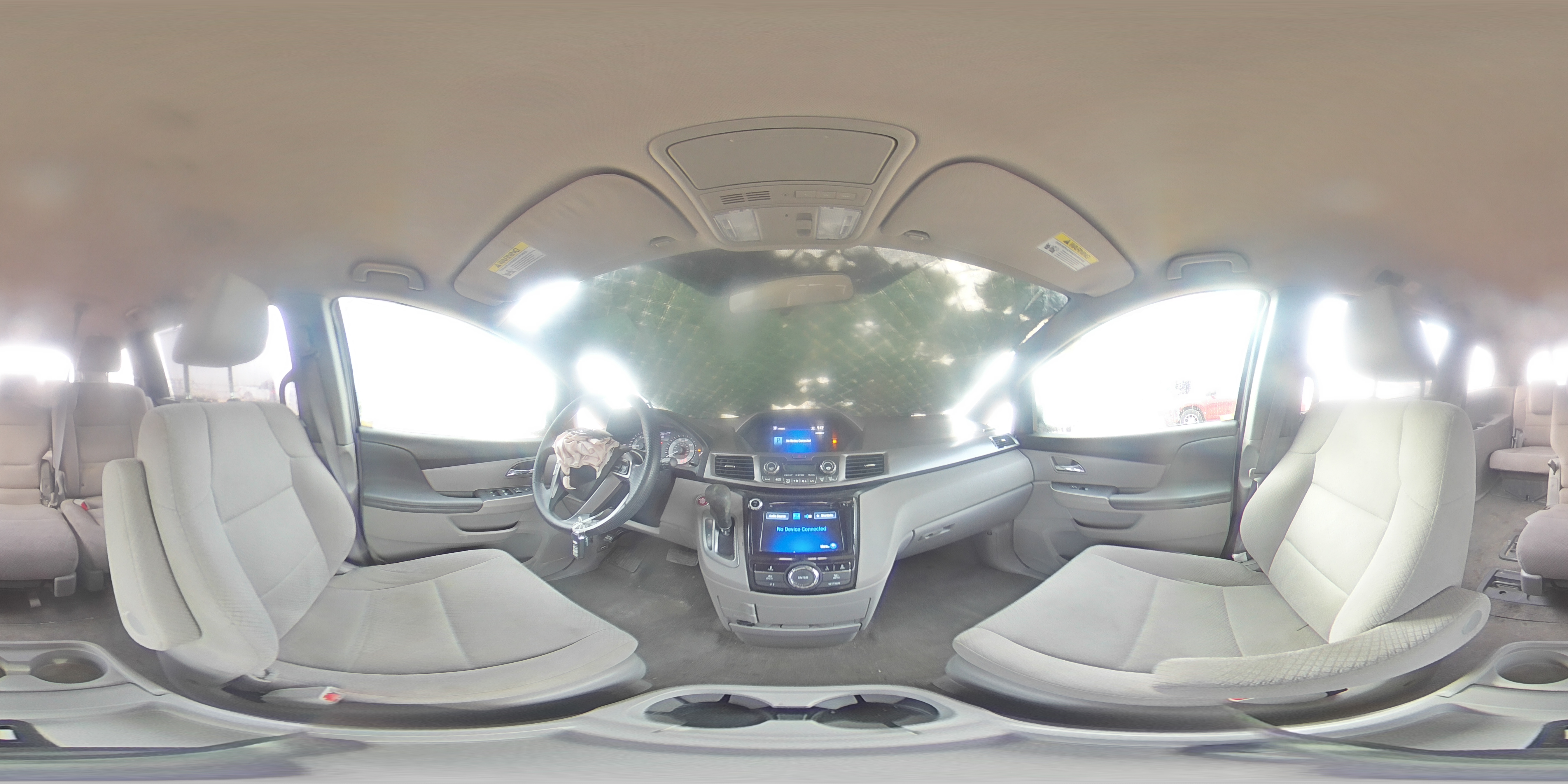 2017 Honda Odyssey - Image 14