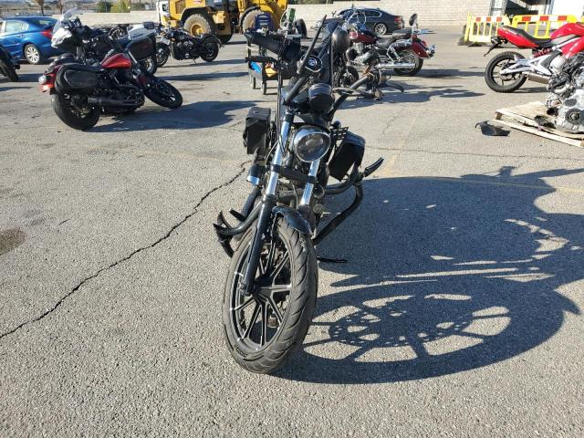  HARLEY-DAVIDSON XL883 N 2021 Зеленый