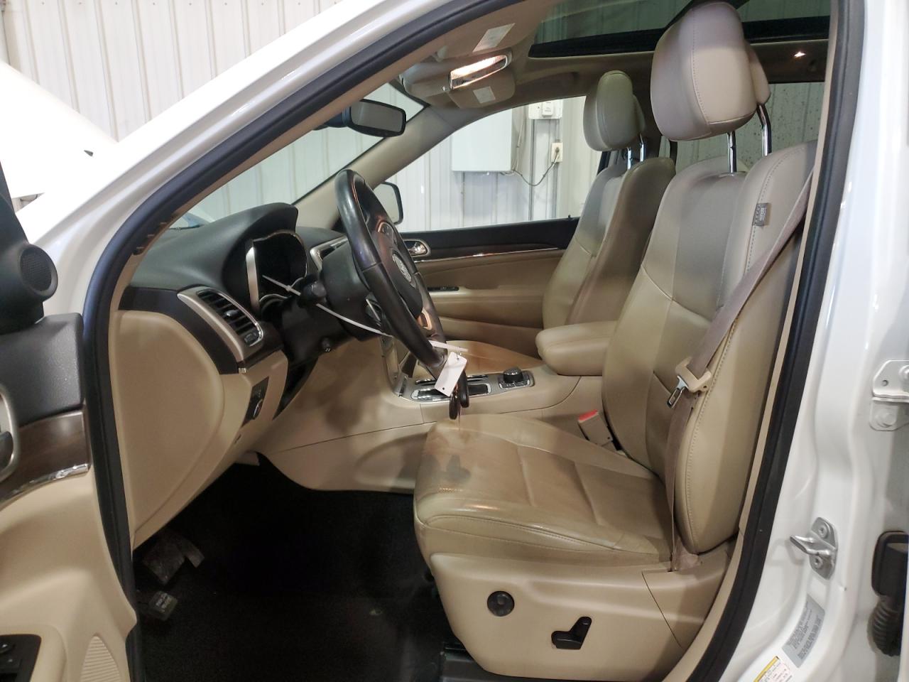 2017 Jeep Grand Cherokee - Image 7
