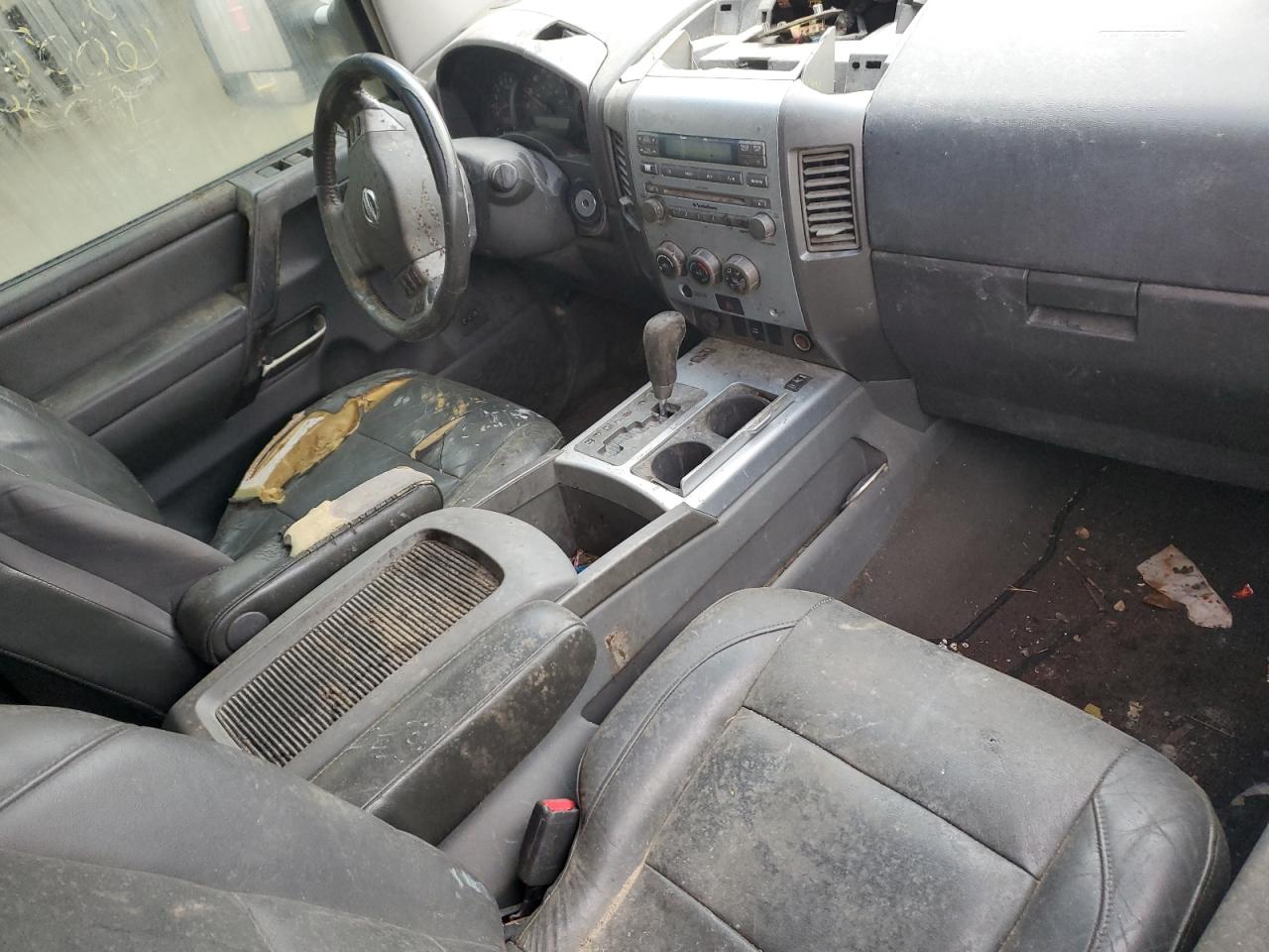 2005 Nissan Titan - Image 8