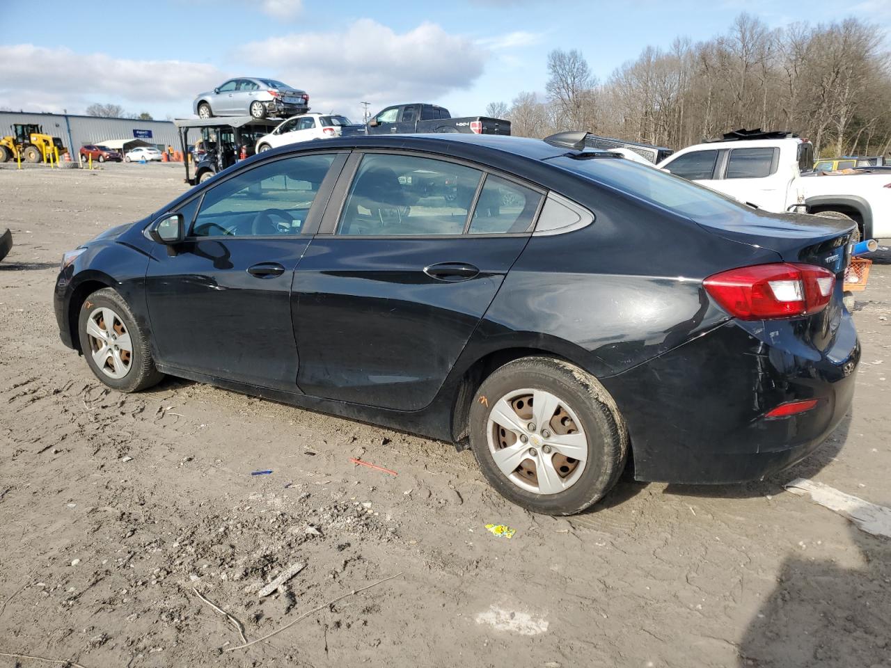 2018 Chevrolet Cruze - Image 2