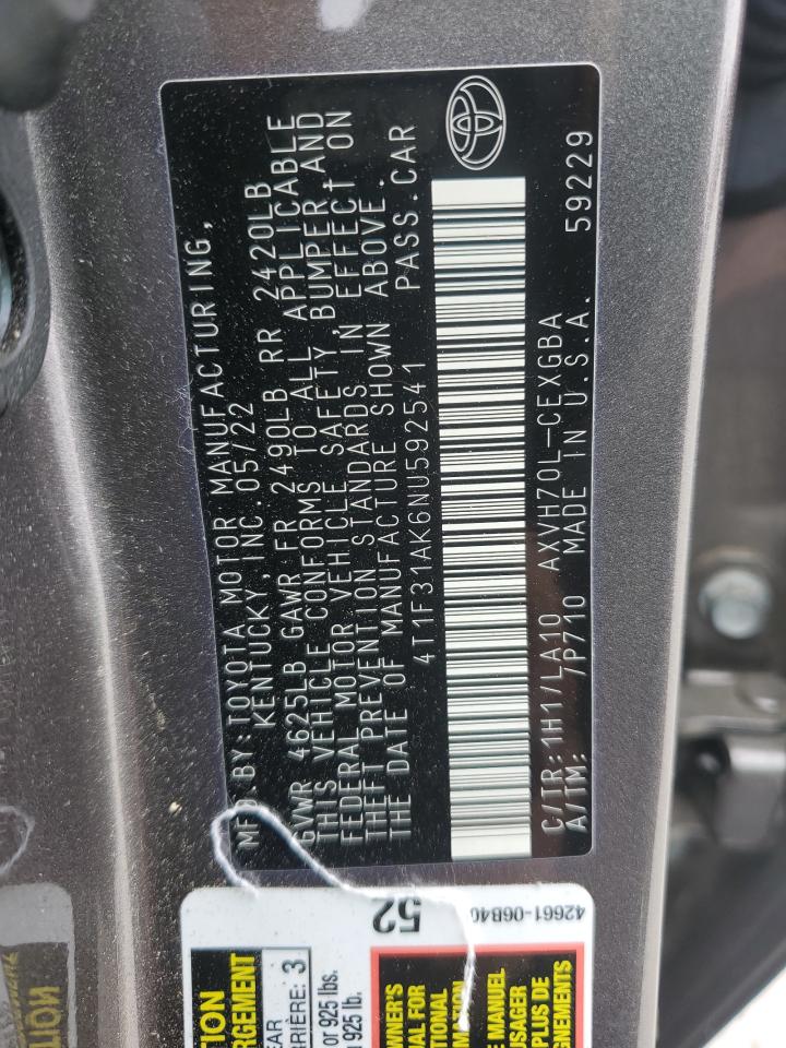 2022 Toyota Camry - Image 12