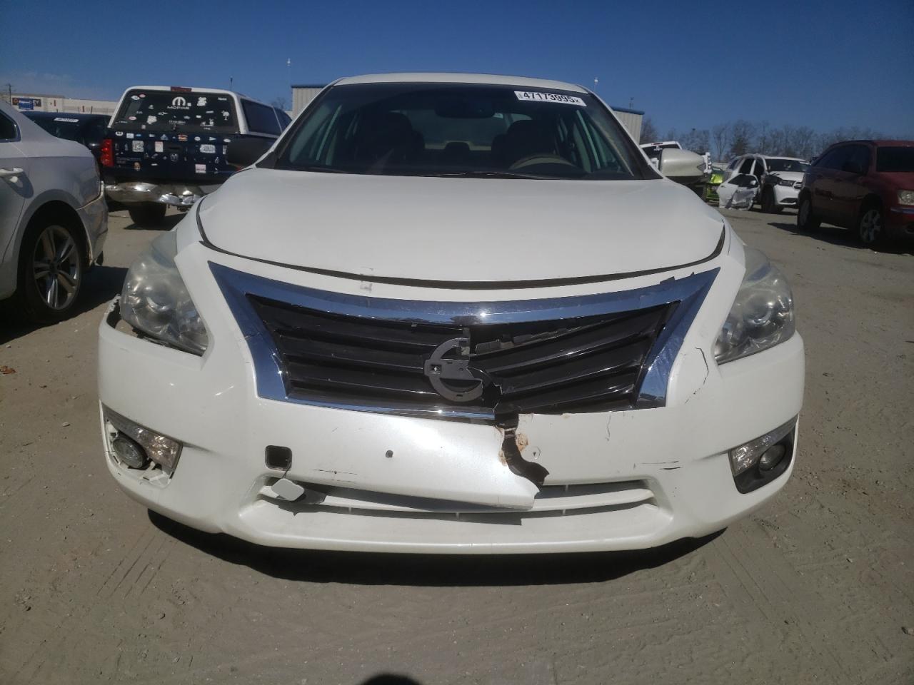 2015 Nissan Altima - Image 5