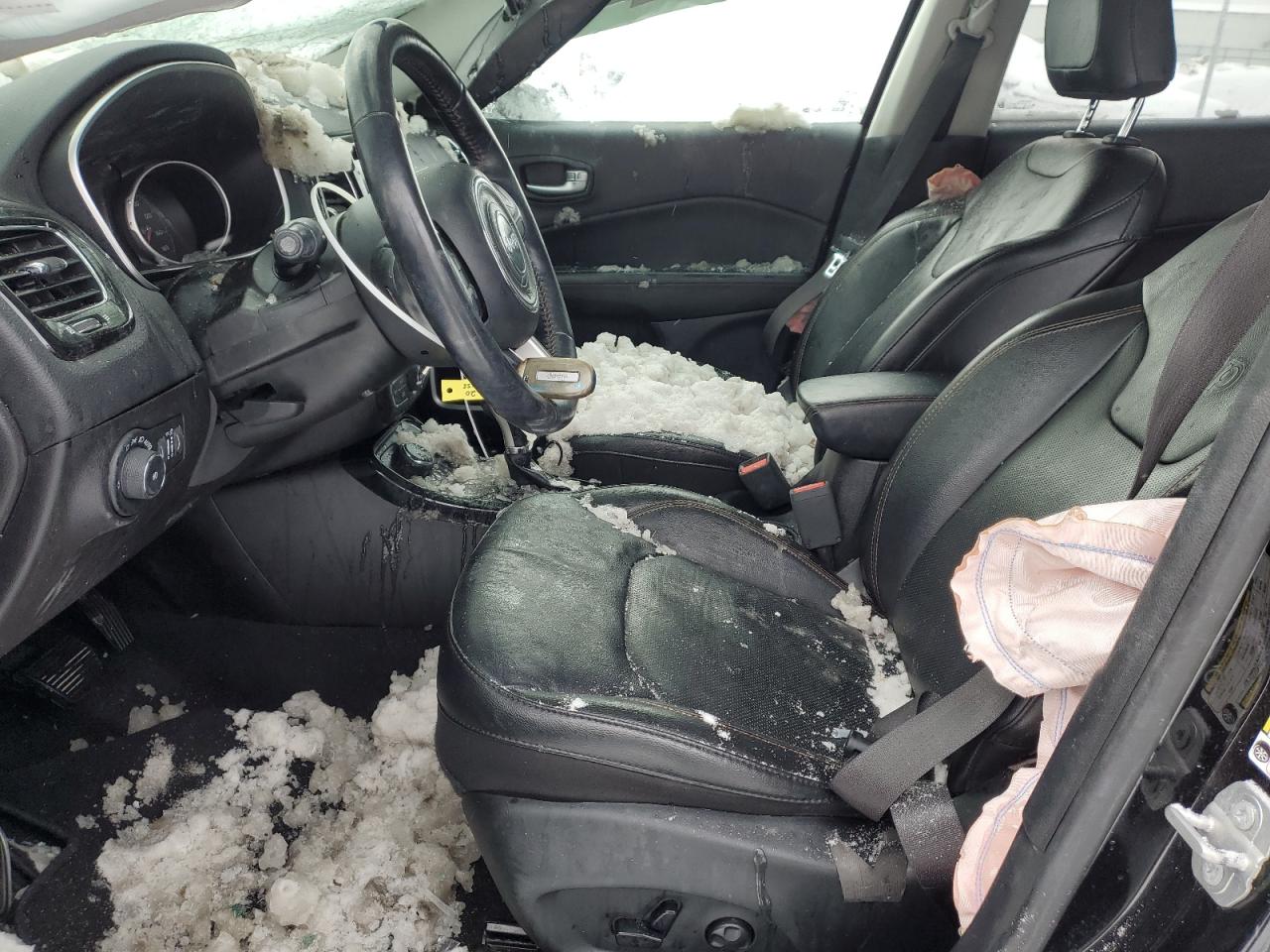 2020 Jeep Compass - Image 7