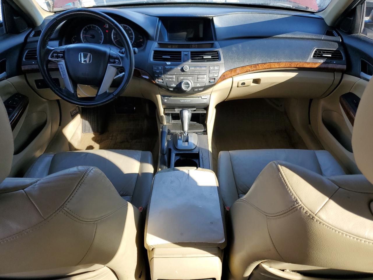 2011 Honda Accord - Image 8