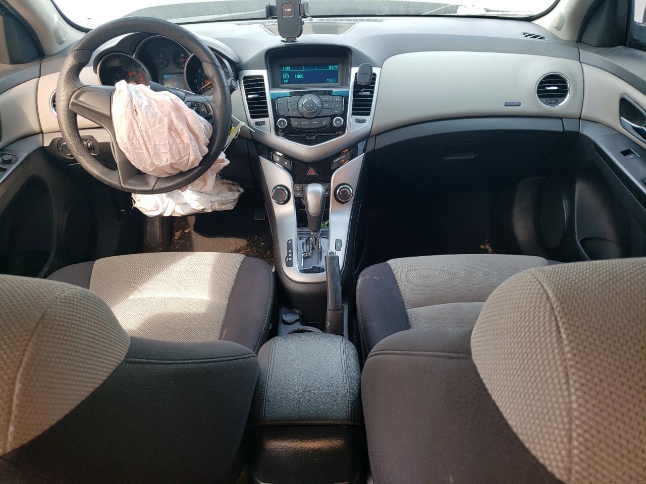 2014 Chevrolet Cruze - Image 8