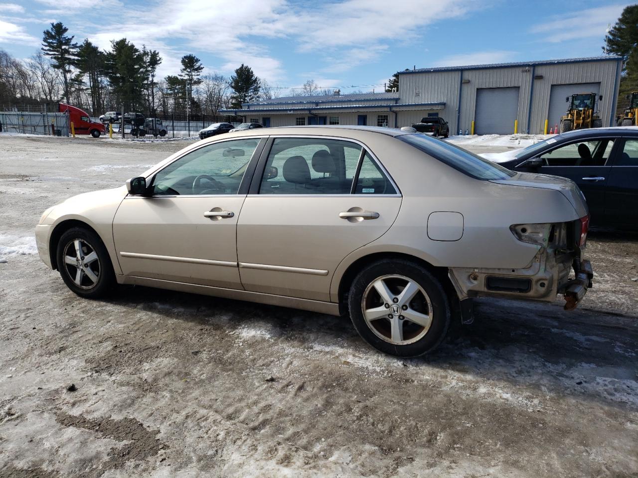 2005 Honda Accord - Image 2