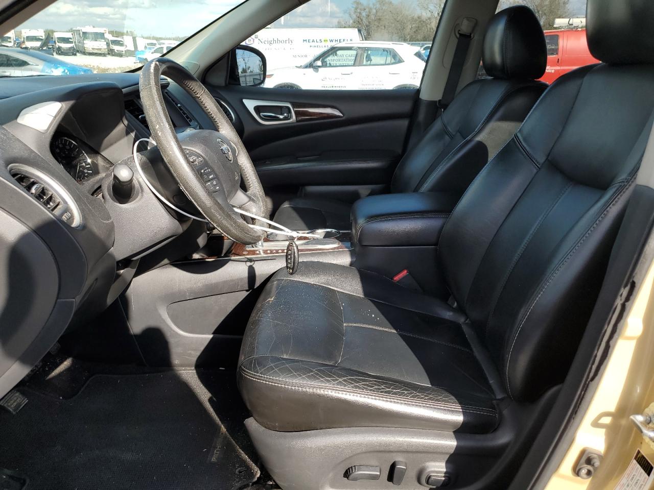 2013 Nissan Pathfinder - Image 7